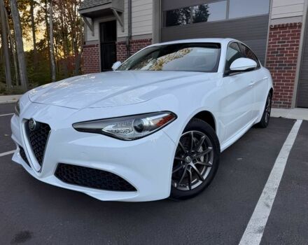 Белый Альфа Giulia, объемом двигателя 2 л и пробегом 34 тыс. км за 13000 $, фото 2 на Automoto.ua