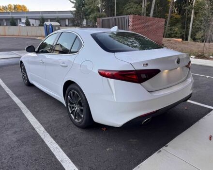 Белый Альфа Giulia, объемом двигателя 2 л и пробегом 34 тыс. км за 13000 $, фото 6 на Automoto.ua
