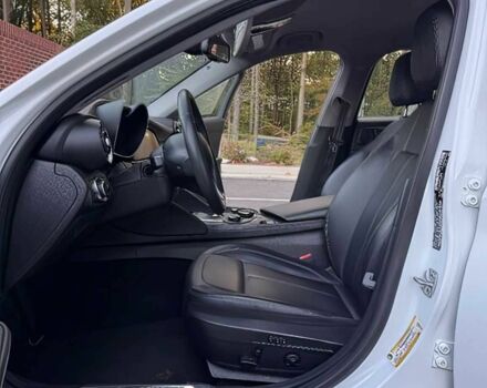 Белый Альфа Giulia, объемом двигателя 2 л и пробегом 34 тыс. км за 13000 $, фото 9 на Automoto.ua