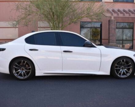 Белый Альфа Giulia, объемом двигателя 2 л и пробегом 36 тыс. км за 8200 $, фото 3 на Automoto.ua