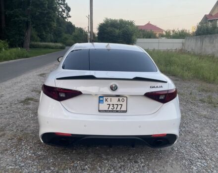 Белый Альфа Giulia, объемом двигателя 2 л и пробегом 74 тыс. км за 448 $, фото 14 на Automoto.ua