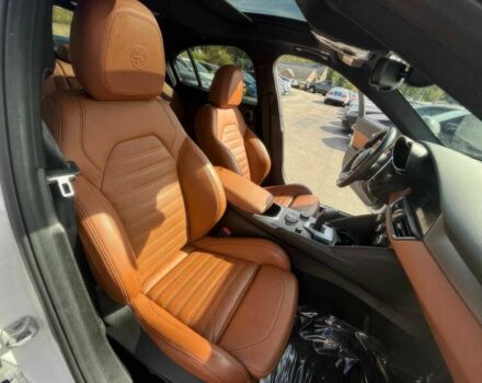 Белый Альфа Giulia, объемом двигателя 2 л и пробегом 29 тыс. км за 12300 $, фото 9 на Automoto.ua