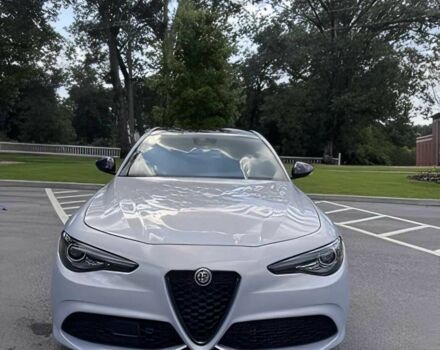 Білий Альфа Giulia, об'ємом двигуна 2 л та пробігом 15 тис. км за 9700 $, фото 1 на Automoto.ua