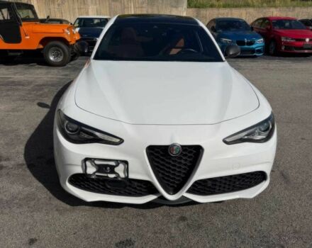 Белый Альфа Giulia, объемом двигателя 2 л и пробегом 29 тыс. км за 12300 $, фото 1 на Automoto.ua