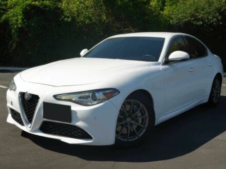 Альфа Giulia 2018 в Киеве на Automoto.ua Белый Альфа Giulia, объемом двигателя 2 л и пробегом 70 тыс. км за 8800 $, фото 1 на Automoto.ua