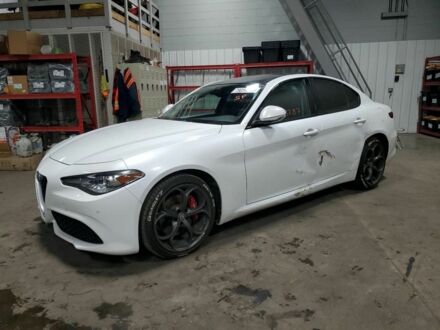 Белый Альфа Giulia, объемом двигателя 2 л и пробегом 68 тыс. км за 6000 $, фото 1 на Automoto.ua