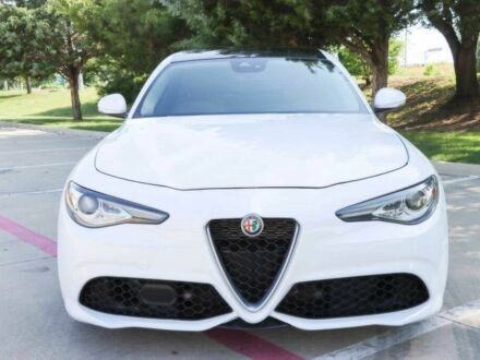 Альфа Giulia 2019 в Тернополе на Automoto.ua Белый Альфа Giulia, объемом двигателя 2 л и пробегом 114 тыс. км за 10800 $, фото 1 на Automoto.ua
