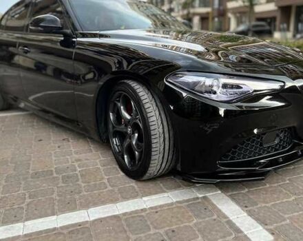 Черный Альфа Giulia, объемом двигателя 2 л и пробегом 40 тыс. км за 14400 $, фото 2 на Automoto.ua