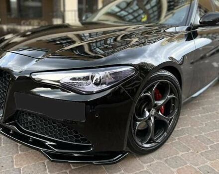 Черный Альфа Giulia, объемом двигателя 2 л и пробегом 40 тыс. км за 14400 $, фото 1 на Automoto.ua