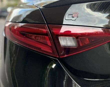 Черный Альфа Giulia, объемом двигателя 2 л и пробегом 40 тыс. км за 14400 $, фото 7 на Automoto.ua