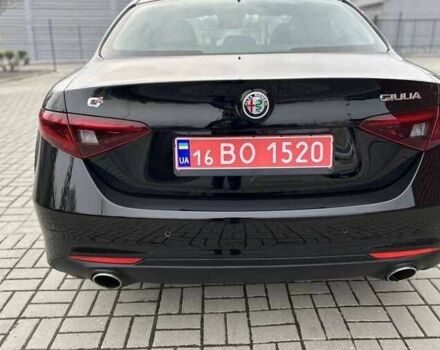 Черный Альфа Giulia, объемом двигателя 2 л и пробегом 50 тыс. км за 15500 $, фото 13 на Automoto.ua