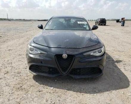 Чорний Альфа Giulia, об'ємом двигуна 2 л та пробігом 62 тис. км за 5800 $, фото 4 на Automoto.ua