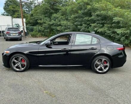 Чорний Альфа Giulia, об'ємом двигуна 2 л та пробігом 73 тис. км за 9600 $, фото 4 на Automoto.ua