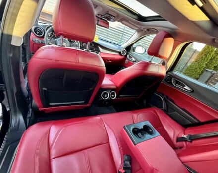 Черный Альфа Giulia, объемом двигателя 2 л и пробегом 54 тыс. км за 10900 $, фото 4 на Automoto.ua