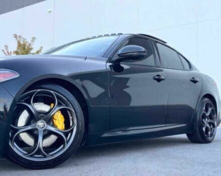 Черный Альфа Giulia, объемом двигателя 2 л и пробегом 89 тыс. км за 6300 $, фото 6 на Automoto.ua
