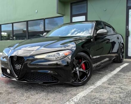 Черный Альфа Giulia, объемом двигателя 2 л и пробегом 30 тыс. км за 16150 $, фото 2 на Automoto.ua