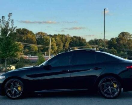 Черный Альфа Giulia, объемом двигателя 2 л и пробегом 89 тыс. км за 6300 $, фото 8 на Automoto.ua