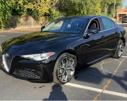 Черный Альфа Giulia, объемом двигателя 2 л и пробегом 38 тыс. км за 15000 $, фото 2 на Automoto.ua