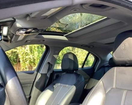 Черный Альфа Giulia, объемом двигателя 2 л и пробегом 38 тыс. км за 15000 $, фото 8 на Automoto.ua