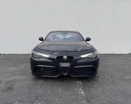 Черный Альфа Giulia, объемом двигателя 2 л и пробегом 23 тыс. км за 13000 $, фото 1 на Automoto.ua