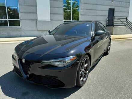 Черный Альфа Giulia, объемом двигателя 2 л и пробегом 90 тыс. км за 11000 $, фото 1 на Automoto.ua