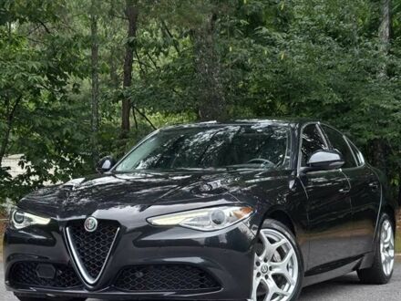 Черный Альфа Giulia, объемом двигателя 2 л и пробегом 16 тыс. км за 14700 $, фото 1 на Automoto.ua