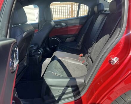 Красный Альфа Giulia, объемом двигателя 2.9 л и пробегом 58 тыс. км за 9170 $, фото 13 на Automoto.ua