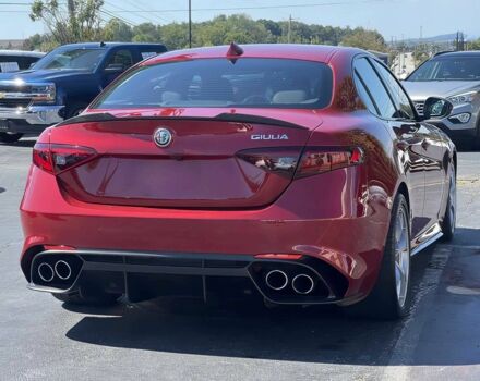 Красный Альфа Giulia, объемом двигателя 2.9 л и пробегом 58 тыс. км за 9170 $, фото 4 на Automoto.ua