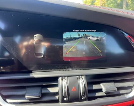 Красный Альфа Giulia, объемом двигателя 2.9 л и пробегом 58 тыс. км за 9170 $, фото 12 на Automoto.ua