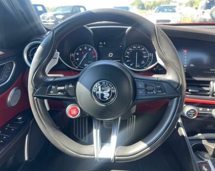 Красный Альфа Giulia, объемом двигателя 2.9 л и пробегом 58 тыс. км за 9170 $, фото 11 на Automoto.ua