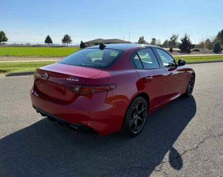 Красный Альфа Giulia, объемом двигателя 2 л и пробегом 42 тыс. км за 13400 $, фото 7 на Automoto.ua