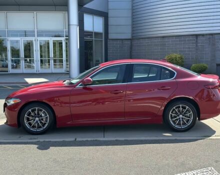 Красный Альфа Giulia, объемом двигателя 2 л и пробегом 39 тыс. км за 10000 $, фото 3 на Automoto.ua