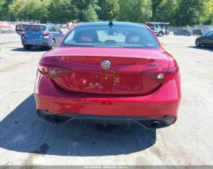 Красный Альфа Giulia, объемом двигателя 2 л и пробегом 47 тыс. км за 5000 $, фото 15 на Automoto.ua