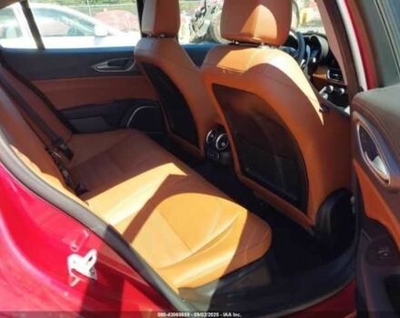Красный Альфа Giulia, объемом двигателя 2 л и пробегом 47 тыс. км за 5000 $, фото 7 на Automoto.ua