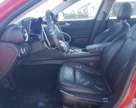 Красный Альфа Giulia, объемом двигателя 2 л и пробегом 49 тыс. км за 6700 $, фото 5 на Automoto.ua