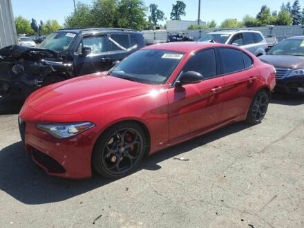 Красный Альфа Giulia, объемом двигателя 0 л и пробегом 75 тыс. км за 3500 $, фото 1 на Automoto.ua