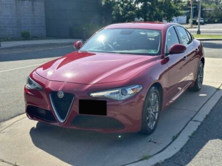 Красный Альфа Giulia, объемом двигателя 0 л и пробегом 45 тыс. км за 5150 $, фото 1 на Automoto.ua