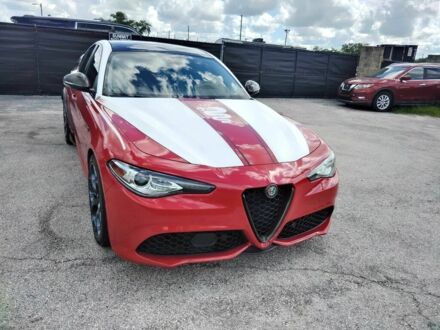 Красный Альфа Giulia, объемом двигателя 2 л и пробегом 67 тыс. км за 10000 $, фото 1 на Automoto.ua