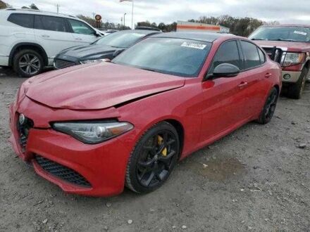 Червоний Альфа Giulia, об'ємом двигуна 2 л та пробігом 41 тис. км за 6500 $, фото 1 на Automoto.ua