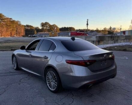 Серый Альфа Giulia, объемом двигателя 2 л и пробегом 60 тыс. км за 3900 $, фото 5 на Automoto.ua