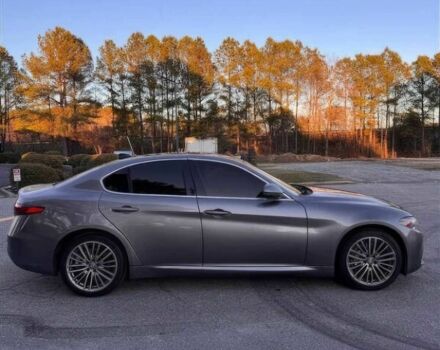 Серый Альфа Giulia, объемом двигателя 2 л и пробегом 60 тыс. км за 3900 $, фото 3 на Automoto.ua