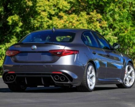 Серый Альфа Giulia, объемом двигателя 2.9 л и пробегом 59 тыс. км за 18200 $, фото 5 на Automoto.ua