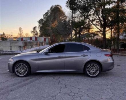 Серый Альфа Giulia, объемом двигателя 2 л и пробегом 60 тыс. км за 3900 $, фото 4 на Automoto.ua