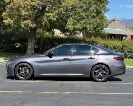 Серый Альфа Giulia, объемом двигателя 2 л и пробегом 44 тыс. км за 14500 $, фото 4 на Automoto.ua