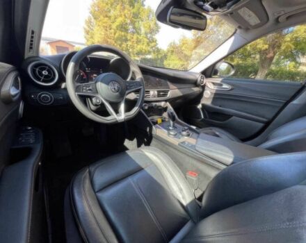Серый Альфа Giulia, объемом двигателя 2 л и пробегом 44 тыс. км за 14500 $, фото 8 на Automoto.ua