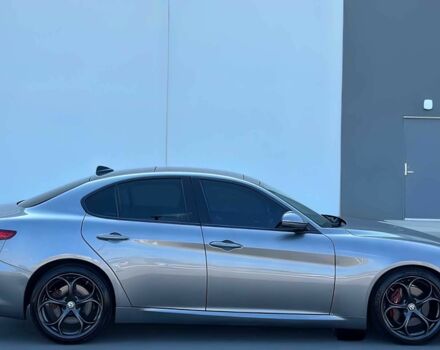 Сірий Альфа Giulia, об'ємом двигуна 2 л та пробігом 35 тис. км за 14400 $, фото 3 на Automoto.ua