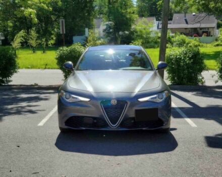 Серый Альфа Giulia, объемом двигателя 2 л и пробегом 25 тыс. км за 17300 $, фото 1 на Automoto.ua