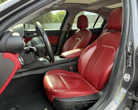 Серый Альфа Giulia, объемом двигателя 2 л и пробегом 28 тыс. км за 4000 $, фото 9 на Automoto.ua