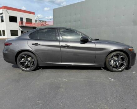 Серый Альфа Giulia, объемом двигателя 2 л и пробегом 28 тыс. км за 4000 $, фото 2 на Automoto.ua