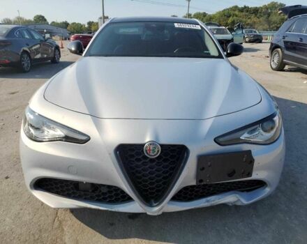 Серый Альфа Giulia, объемом двигателя 2 л и пробегом 34 тыс. км за 6000 $, фото 5 на Automoto.ua